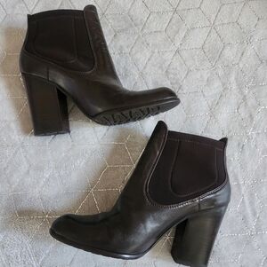 STUART WEITZMAN | Brown Boots